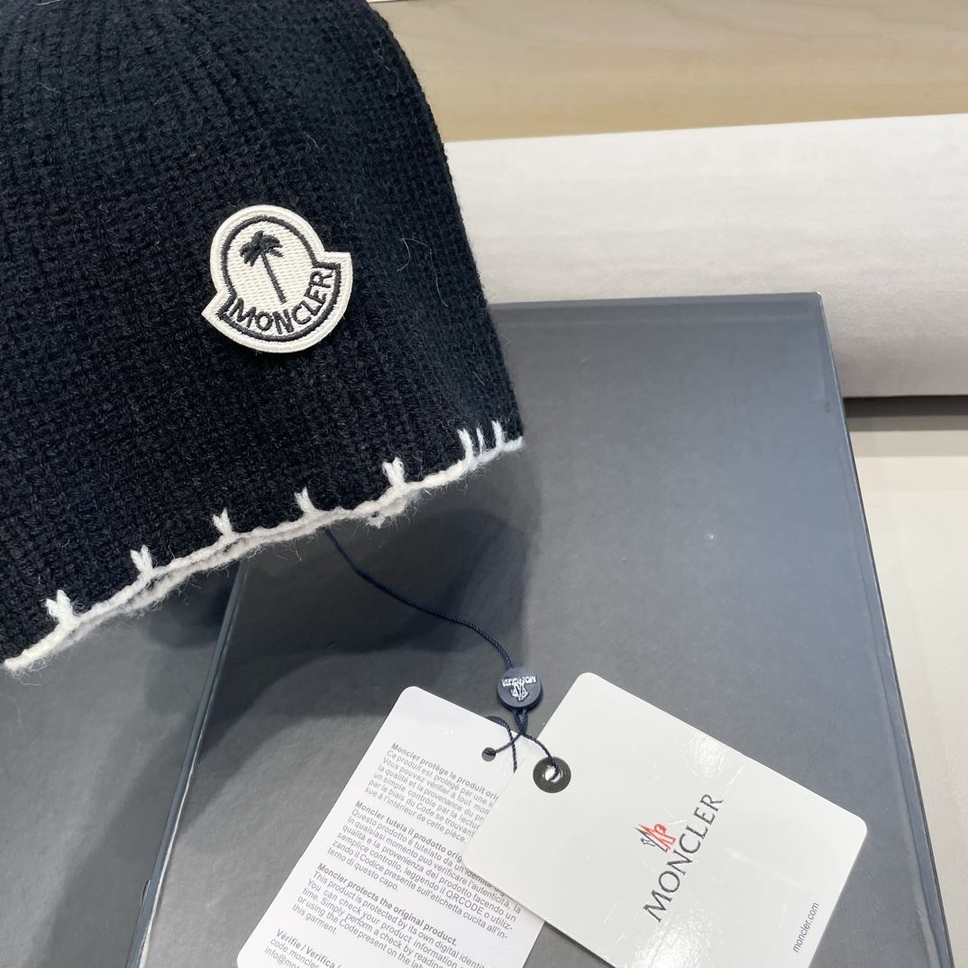 Moncler Caps